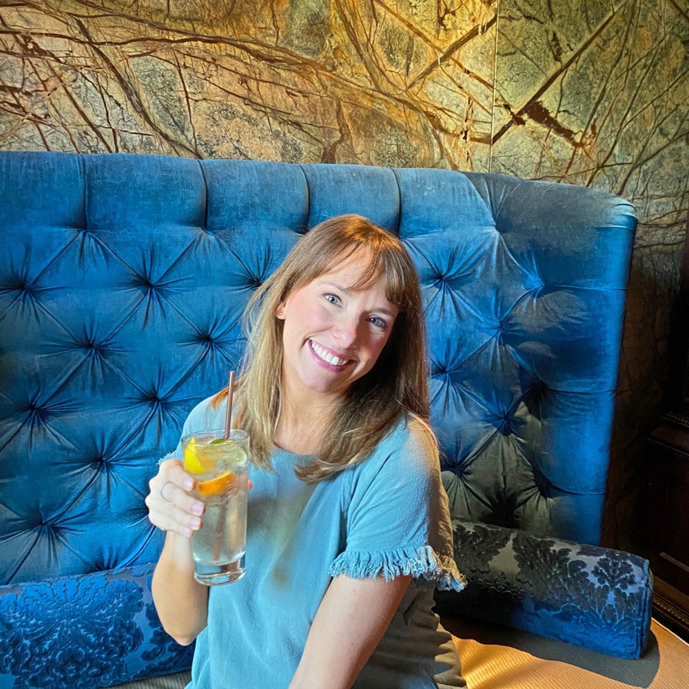 Meet your Posher, Laura